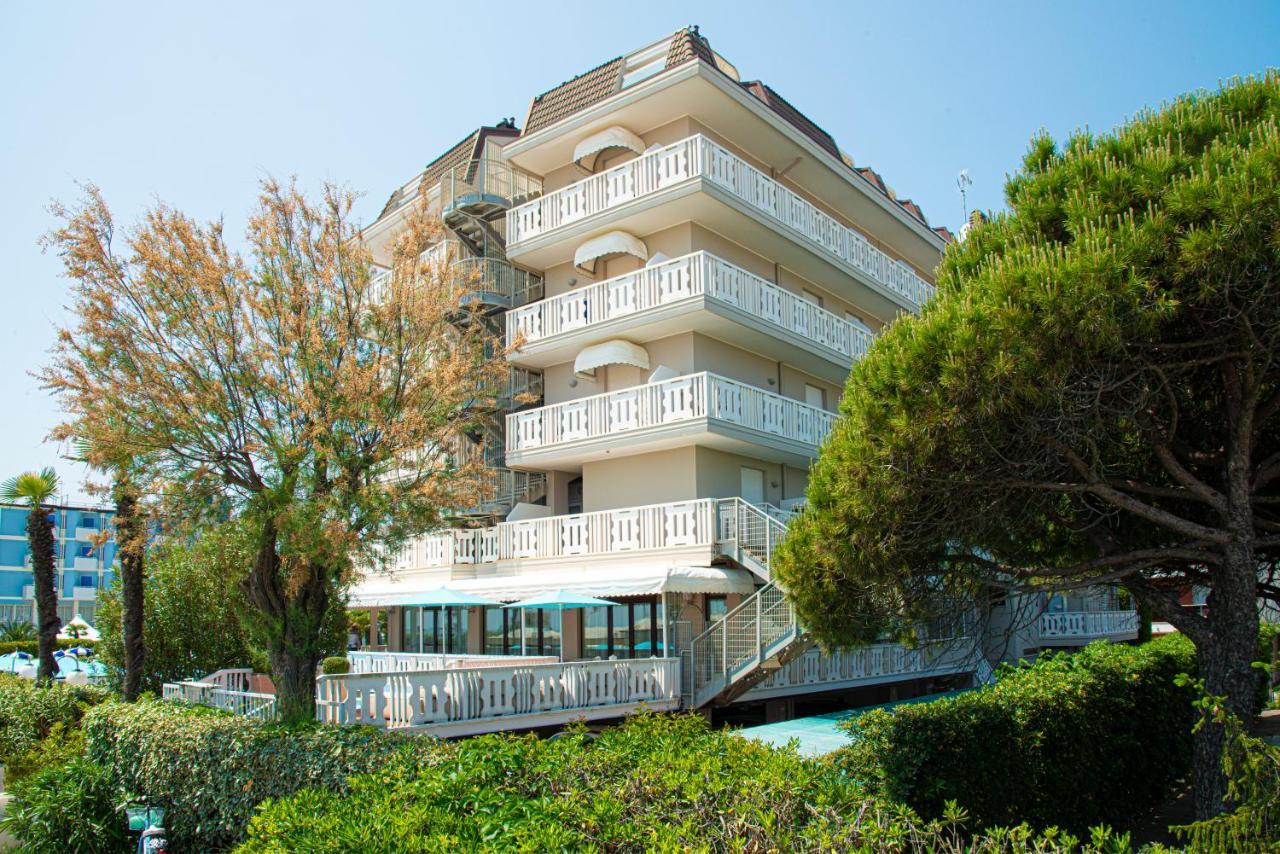 Hotel Savoy Caorle Exterior photo